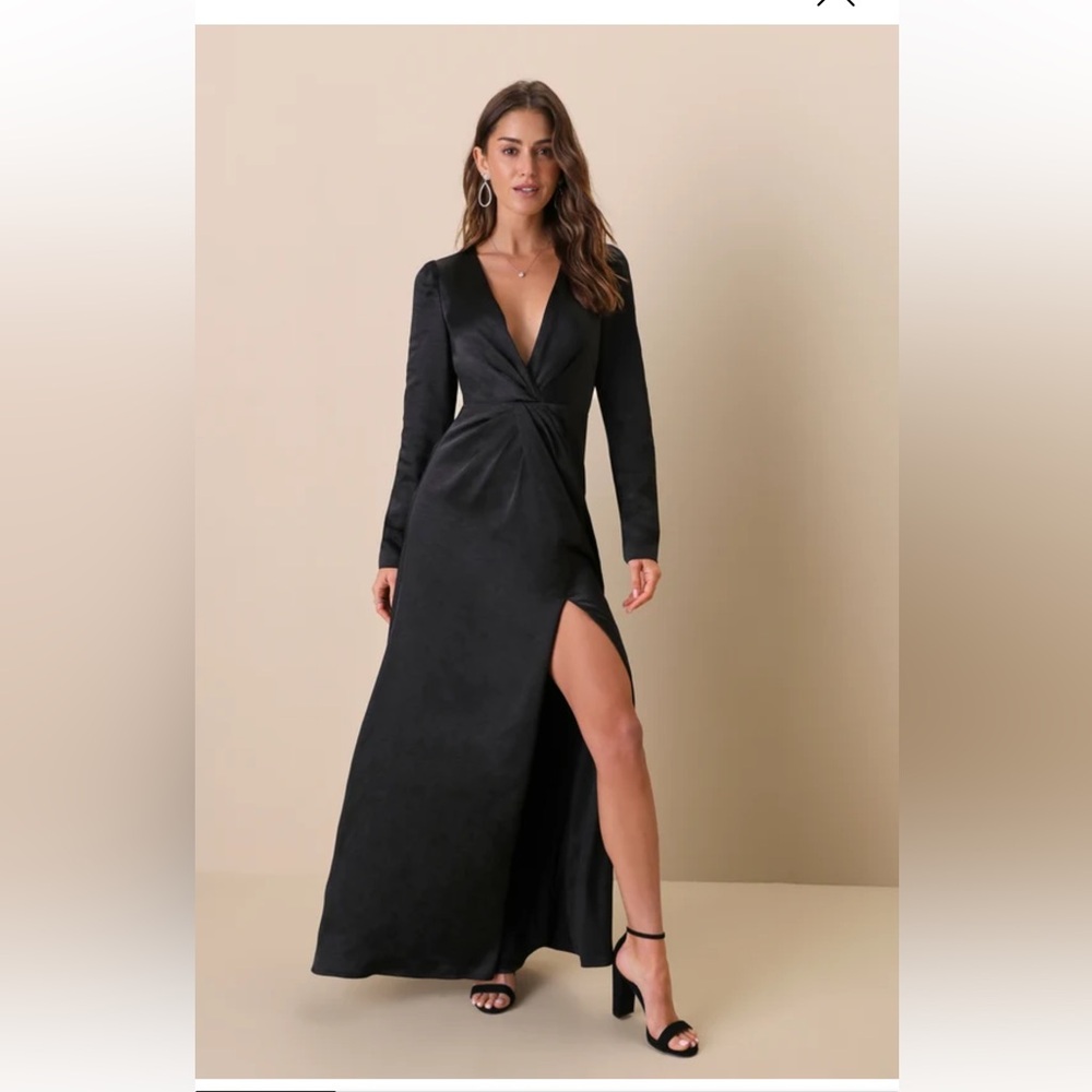 NWT‎ Lulus Endearing Elegance Black Satin Long Sleeve Maxi Dress